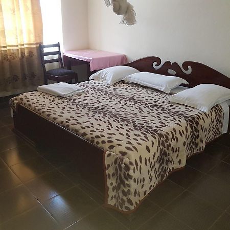 Centre D' Accueil Joli Reve Hotel Kisangani Kültér fotó
