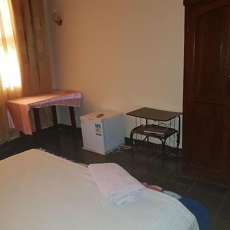 Centre D' Accueil Joli Reve Hotel Kisangani Kültér fotó