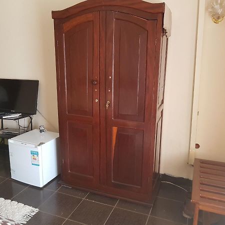 Centre D' Accueil Joli Reve Hotel Kisangani Kültér fotó